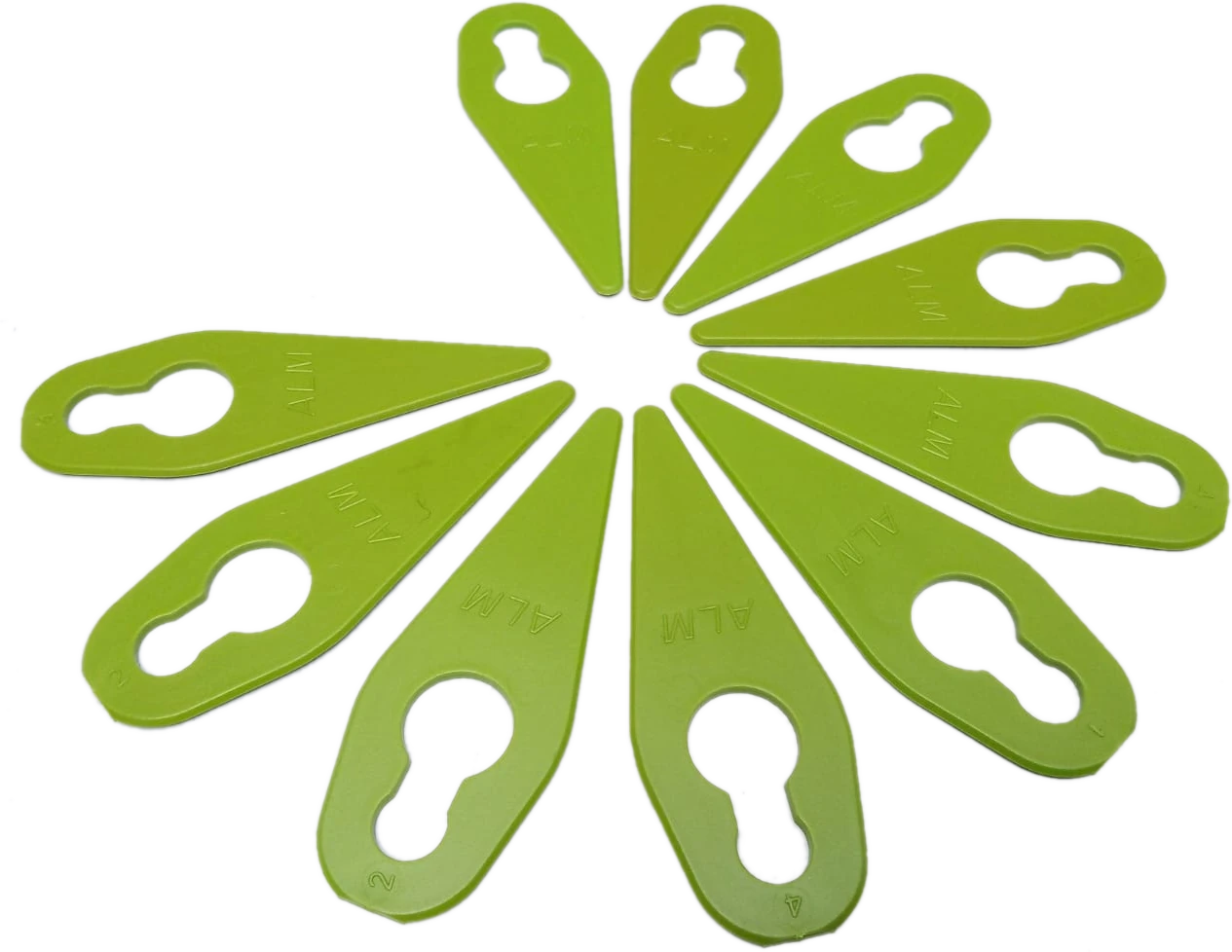 Plastic lawnmower / trimmer blades